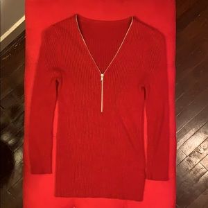 Ribbed knit zip neck top